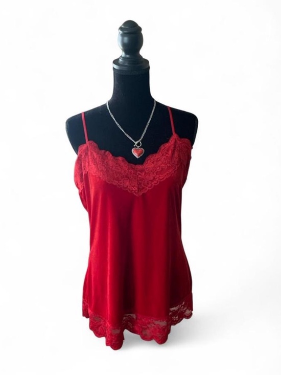 Fashion Bug Tops - Vintage Y2K Red Lace Trim Cami Top - Women
